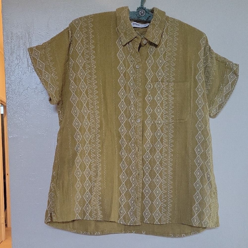 Sonoma Green Casual Button Down Shirt with Relaxed Fit